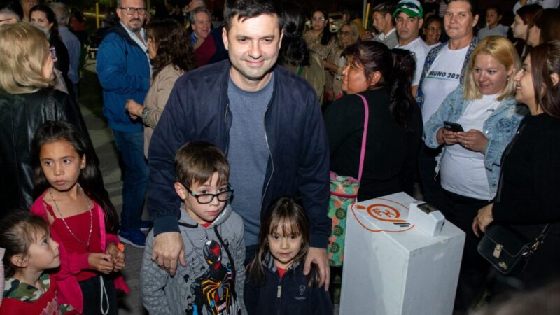 Sáenz Peña: Junto a los vecinos el intendente Bruno Cipolini inauguró la primera etapa del Parque Lineal