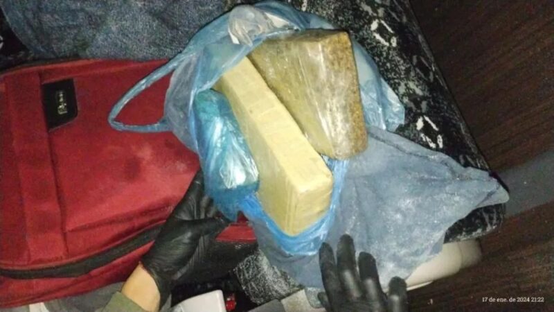 Detuvieron en Chaco a un hombre que viajaba con más de dos kilos marihuana entre sus pertenencias