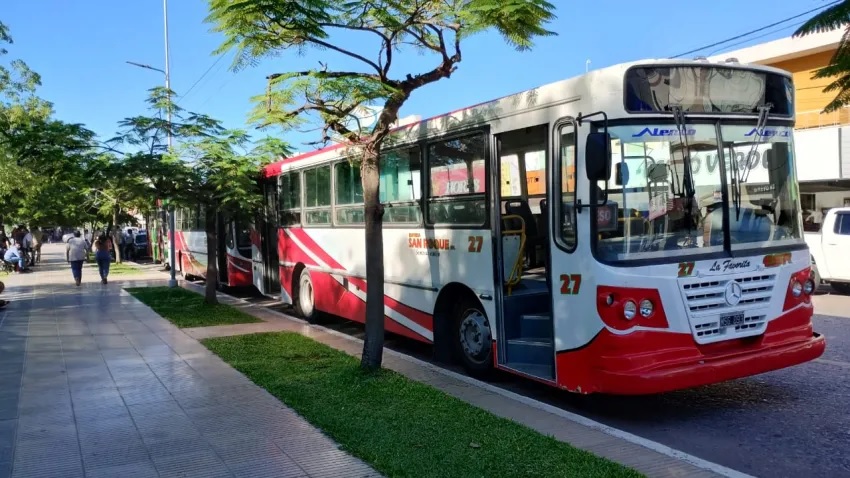 Paro de colectivos en Sáenz Peña: la Municipalidad intimó a la empresa a que restablezca el servicio.