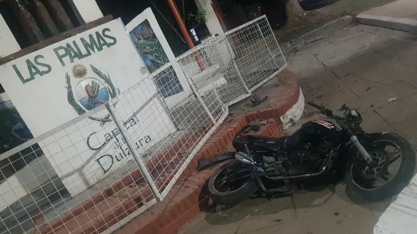 Las Palmas: Murió motociclista tras chocar contra un monumento en Las Palmas